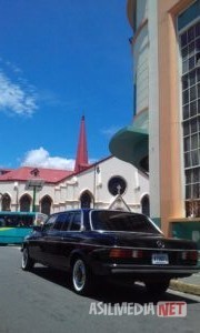 Iglesia-Nuestra-Senora-de-la-Merced-San-Jose-Costa-Rica.-mercedes-w123-lang.jpg