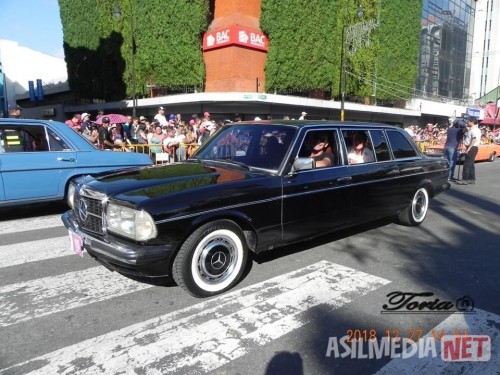 COSTA-RICAS-CALL-CENTER-2018-CARNIVAL-PARADE-LIMO.jpg