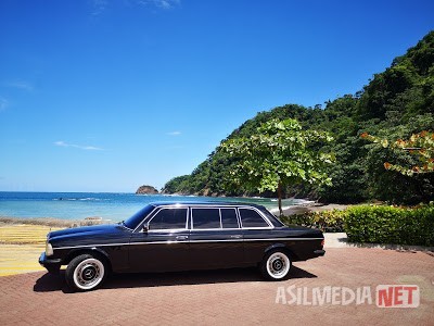 MERCEDES-300D-LIMOUSINE-AT-THE-BEACH-IN-COSTA-RICA.jpg