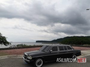 PLAYA-CALDERA-PUNTARENAS-COSTA-RICA.-MERCEDES-W123-LIMOUSINE-300De8d558c4acd4be35.jpg