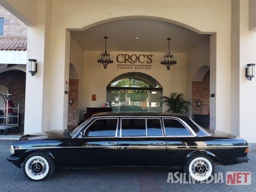 CROS-CASINO-AND-RESORT-JACO-BEACH-CENTRAL-AMERICA-LIMOUSINE.jpg