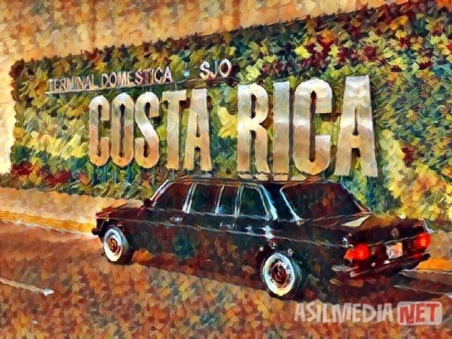 EVERY-EXECUTIVE-NEEDS-A-MERCEDES-LIMOUSINE-FOR-CLIENTS-COSTA-RICA.jpg