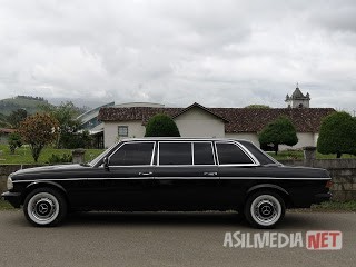 Iglesia-de-San-Jose-de-Orosi.-COSTA-RICA-300D-LIMOUSINE-SERVICE.jpg