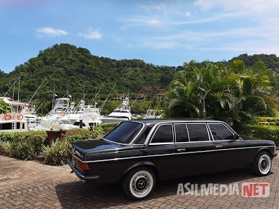 MILLIONAIRE-MARINA-LOS-SUENOS.-MERCEDES-COSTA-RICA-LIMOUSINE.jpg