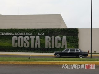 Terminal-Domestica-SJO.-COSTA-RICA-MERCEDES-300D-LIMOUSINE-AIRPORT-SERVICE.jpg