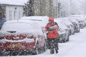 Buyuk Britaniyada havo va temir transporti izdan chiqdi