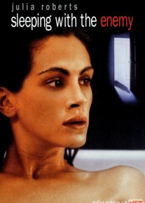 Zulmdan qochib Uzbek tilida 1991 O'zbekcha tarjima kino HD