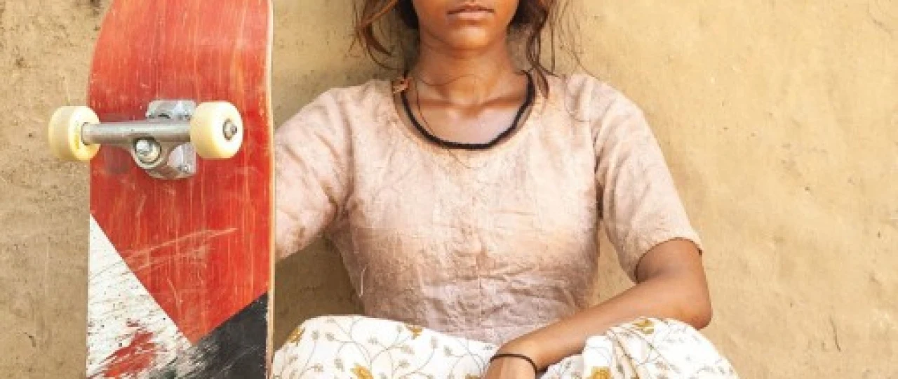 Skeytbordchi qiz Hind kino Uzbek tilida 2021 HD O'zbek tarjima