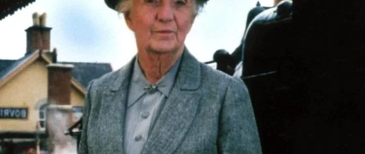 Marpl xonim: Aniq jadval bo'yicha Uzbek tilida 1987 O'zbekcha tarjima film Full HD skachat