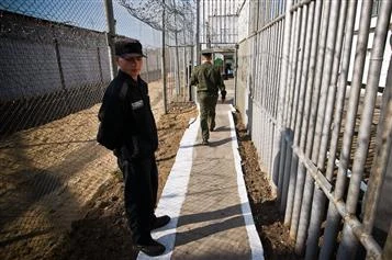 Qamoqda o'tirgan 7 ta yulduzlar (video)