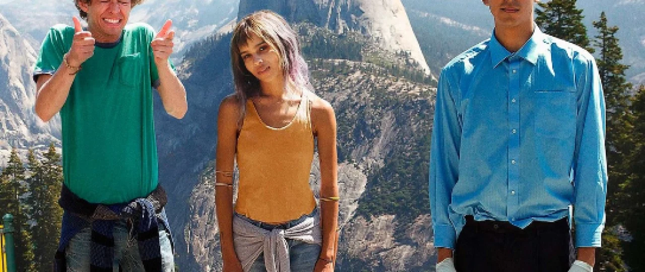 Tegib ketganlar / Tentaklar / Ichkaridagi yo'l Uzbek tilida O'zbekcha 2014 tarjima kino Full HD tas-ix skachat