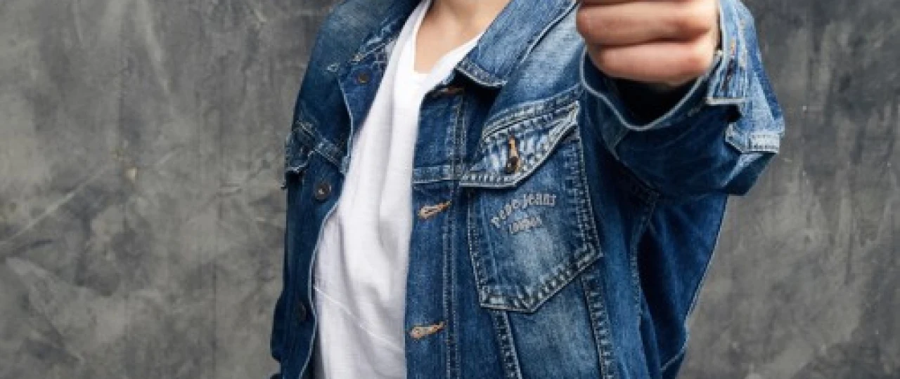 Yuriy Dud Kremniy Vodiysi IT poytaxti hujjatli film Uzbek tilida 2020 O'zbekcha tarjima kino HD