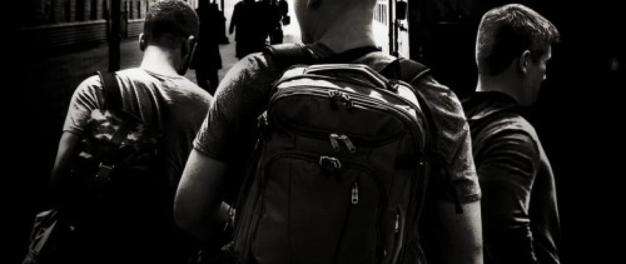 Parijga boradigan poyezd / Parijga 15:17 da boradigan poyezd 2018 O'zbek tarjima kino HD