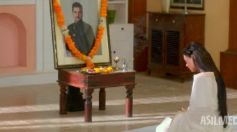 Xotinboz er / Firibgar Saiyyan Hind kino 2019 Uzbek tilida O'zbekcha tarjima kino Full HD tas-ix skachat skrinshot 4