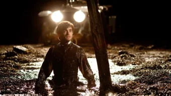 Qora libosli ayol Uzbek tilida 2012 O'zbekcha tarjima kino HD skrinshot 1