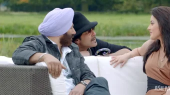 Telba oila 2 / O'g'irlangan formula 2 / Firibgar ota va o'g'il Hind kino 2013 Uzbek tilida O'zbekcha tarjima kino Full HD tas-ix skachat skrinshot 1