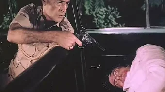 Qabohat qiroli Don / Mafiyalar rahbari Hind kinosi Uzbek tilida 1978 O'zbekcha tarjima kino HD skrinshot 1