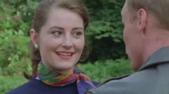 Marpl xonim: Oynalar yordamida Uzbek tilida 1991 O'zbekcha tarjima film Full HD skachat skrinshot 1