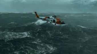 Qutqaruvchi Uzbek tilida 2006 O'zbekcha tarjima kino HD skrinshot 4