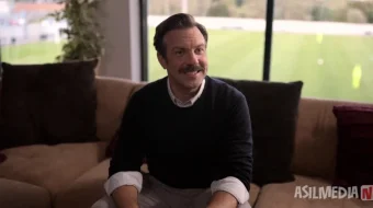 Ted Lasso 2020 seriali Barcha qismlar  Uzbek tilida O'zbekcha tarjima kino Full HD tas-ix skachat skrinshot 3