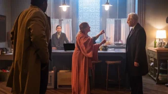 Deraza Qarshisidagi Ayol Uzbek tilida 2021 O'zbek tarjima tas-ix skachat skrinshot 2