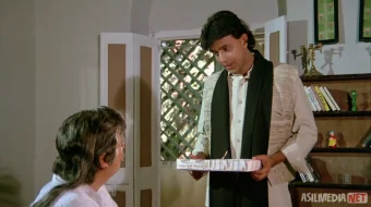 Tengsiz nikoh / Dushman qaynota-kuyov / Charanon Ki Saugandh Hind retro filmi 1988 Uzbek tilida O'zbekcha tarjima kino Full HD tas-ix skachat skrinshot 2