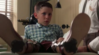 Forrest Gamp / Forest Gump Uzbek tilida 1994 O'zbekcha tarjima kino HD skrinshot 4