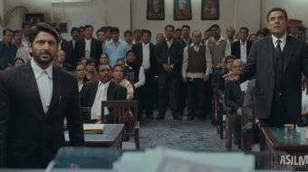 Jolli: Yuridik fanlar bakalavri / Sotilgan adolat Hind kino 2013 Uzbek tilida O'zbekcha tarjima kino Full HD tas-ix skachat skrinshot 2