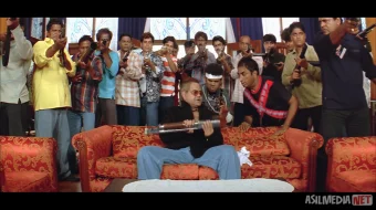 Quvnoq firibgarlar 1 / Aldangan er-xotin 2006 Uzbek tilida O'zbekcha tarjima kino Full HD tas-ix skachat skrinshot 2