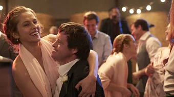 Shamol ortidan quvib Uzbek tilida 2019 O'zbekcha tarjima kino HD skrinshot 1