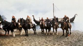 O'n uchinchi jangchi / 13-askar Uzbek tilida 1999 O'zbekcha tarjima film Full HD skachat skrinshot 2