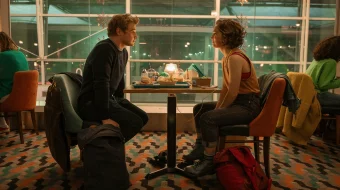 Bir ko'rishda muhabbat Uzbek tilida 2023 O'zbekcha tarjima kino HD skrinshot 2