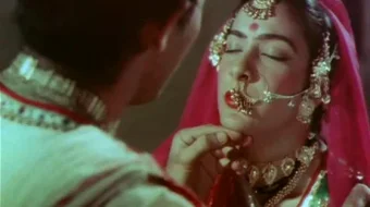 Ona Hind kinosi Uzbek tilida 1957 O'zbekcha tarjima kino HD skrinshot 3