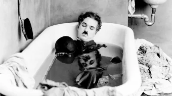 Charli Chaplin: To'lov kuni Uzbek tilida 1922 O'zbekcha tarjima film Full HD skachat skrinshot 1