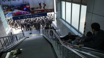 Pusanga Ketayotgan Poyezd 1 Ujas kino Uzbek tilida 2016 O'zbekcha tarjima kino HD skrinshot 1