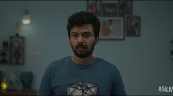 Tirik qolgan o'g'il / Xonadoshlar / Uy sheriklari / Qo'shnilar / Uydoshlar 2025 Hind kino Uzbek tilida O'zbekcha tarjima kino Full HD tas-ix skachat skrinshot 3