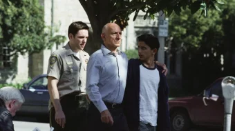 Behosiyat uy / Qumli va tumanli uy Uzbek tilida 2003 HD O'zbek tarjima skrinshot 2