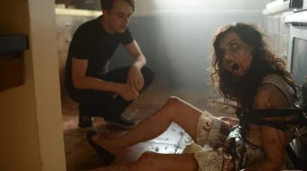 Sevgilim zombi / Mening qizim zombi 2014 Uzbek tilida O'zbekcha tarjima kino Full HD tas-ix skachat skrinshot 2