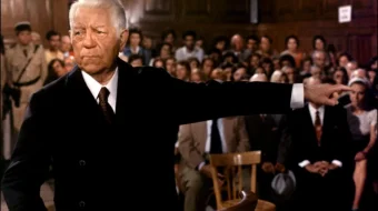 Oq va qora / Shaharda ikki erkak Uzbek tilida 1973 O'zbekcha tarjima film Full HD skachat skrinshot 3