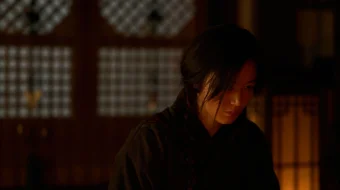 Zombilar qirolligi: Ashin hikoyasi ujas kino Janubiy Koreya filmi Uzbek tilida 2021 O'zbekcha tarjima kino HD skrinshot 4