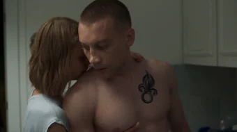 Mening Legionerim / Askar oshig'im Uzbek tilida 2021 O'zbekcha tarjima film Full HD skachat skrinshot 4