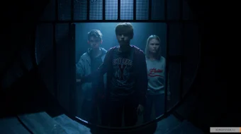 Zulmat o'rmonidagi yalmog'iz Uzbek tilida 2020 O'zbek tarjima tas-ix skachat skrinshot 2