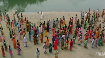 O'lim hukmi: Mrityu Dand / O'lim jazosi / Ayol kuchi Hind kino 1997 Uzbek tilida O'zbekcha tarjima kino Full HD tas-ix skachat skrinshot 2