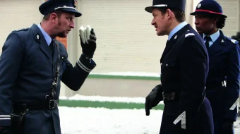 Bojxona ruxsat etadi / Bojxona, Tamojni tasdiqlaydi Fransiya filmi Uzbek tilida 2010 HD O'zbek tarjima skrinshot 1