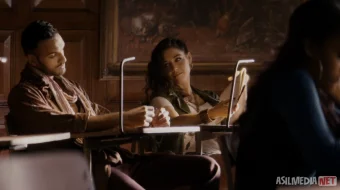 Sehrgarlar / Sexrgarlar / Afsungarlar maktabi AQSH Seriali Barcha qismlar 2015 2020 Uzbek tilida O'zbekcha tarjima kino Full HD tas-ix skachat skrinshot 2