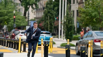 Dinamitli uy / Dinamit portlovchi uyi 2025 Uzbek tilida O'zbekcha tarjima kino Full HD tas-ix skachat skrinshot 2