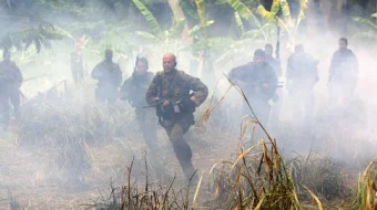 Quyoshning Ko'zyoshlari Uzbek tilida 2003 O'zbekcha tarjima kino HD skrinshot 4