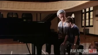 Kichkina odam Teyt / Noyob qobiliyat / Retro film Uzbek tilida O'zbekcha tarjima kino Full HD tas-ix skachat skrinshot 4