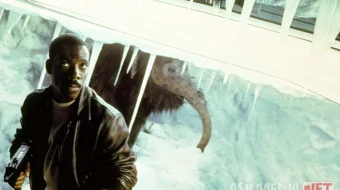 Beverli Hills Politsiyasi 3 / Beverli Xillzlik Politsiyachi 3 1994 Uzbek tilida O'zbekcha tarjima kino Full HD tas-ix skachat skrinshot 4