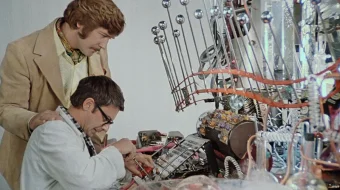 Ivan Vasilyevich o'z kasbini o'zgartiradi SSSR kinosi Uzbek tilida 1973 O'zbekcha tarjima kino HD skrinshot 3